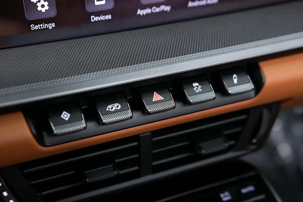 Thumbnail: 2026 Porsche 911 - 20