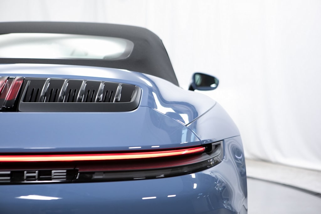 Thumbnail: 2026 Porsche 911 - 33
