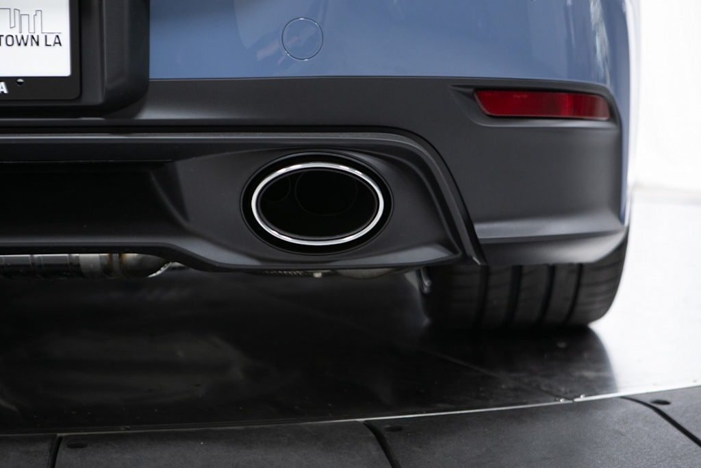 Thumbnail: 2026 Porsche 911 - 32