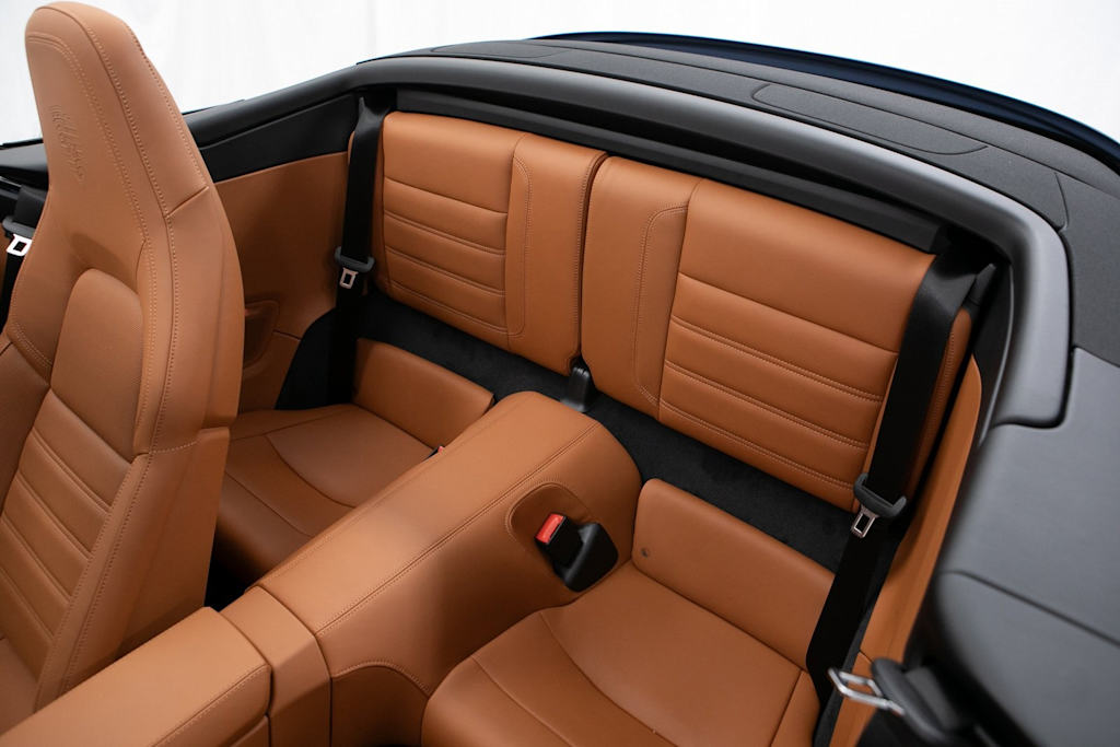 Thumbnail: 2026 Porsche 911 - 26