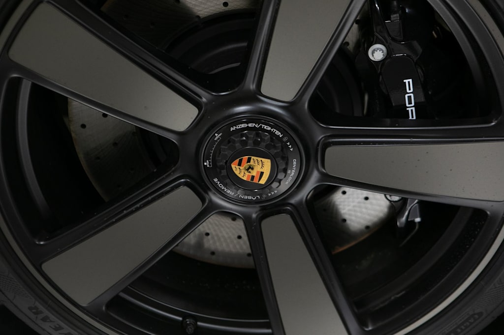 Thumbnail: 2026 Porsche 911 - 17