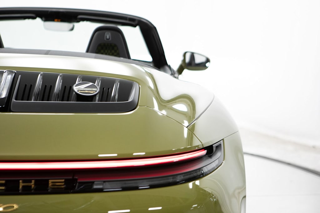 Thumbnail: 2026 Porsche 911 - 24