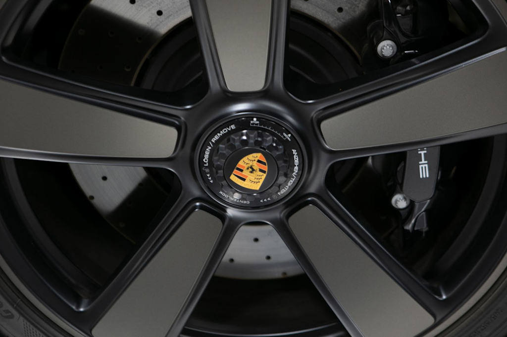 Thumbnail: 2026 Porsche 911 - 18