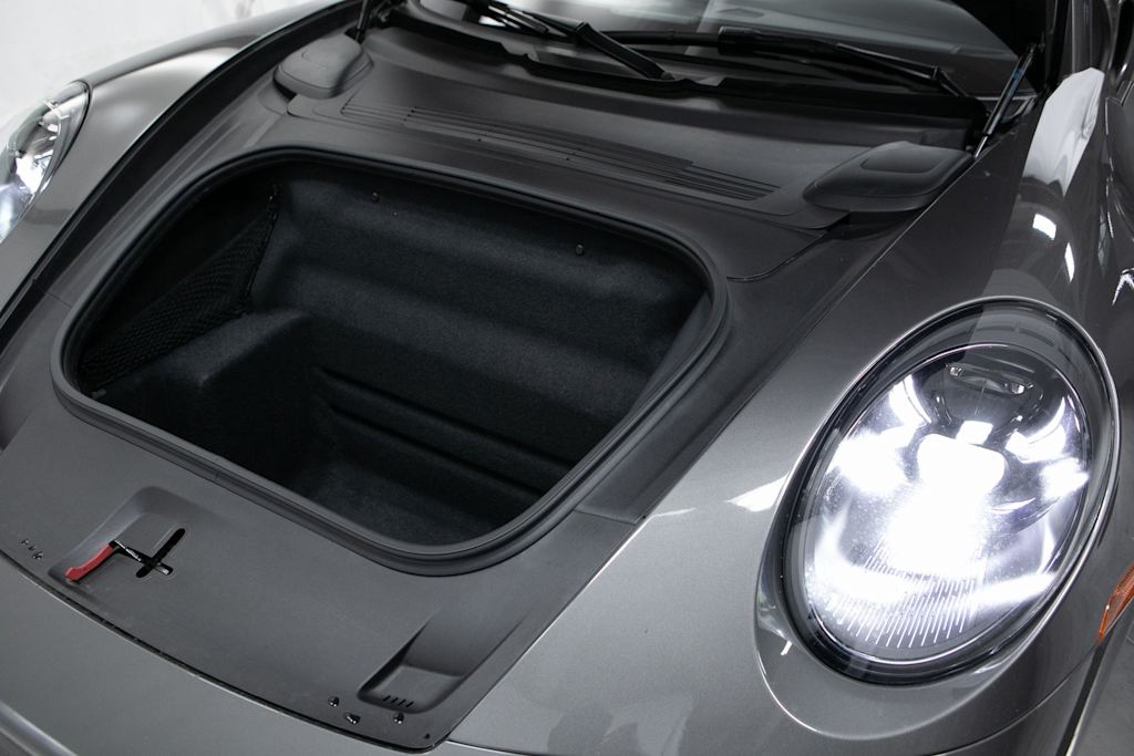 Thumbnail: 2023 Porsche 911 - 25