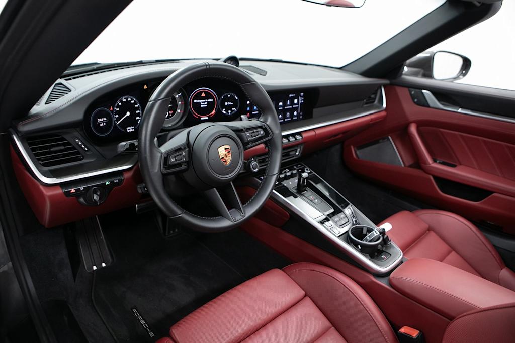 Thumbnail: 2023 Porsche 911 - 2