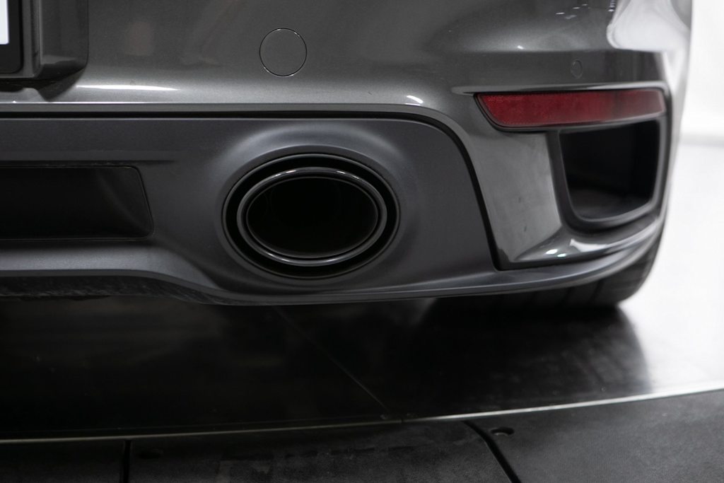 Thumbnail: 2023 Porsche 911 - 30