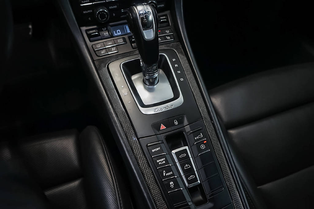 Thumbnail: 2015 Porsche 911 - 15