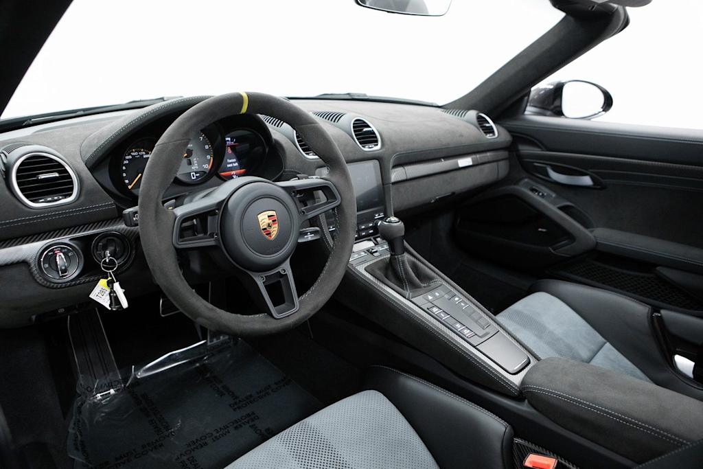 Thumbnail: 2024 Porsche 718 Boxster - 2