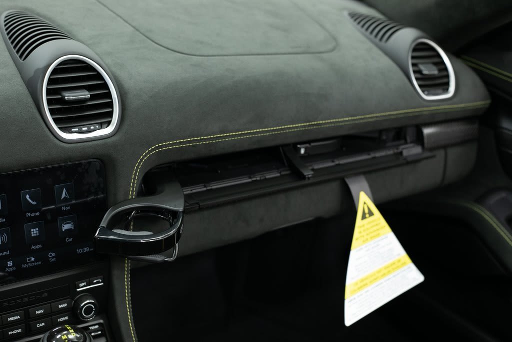 Thumbnail: 2025 Porsche 718 Boxster - 22