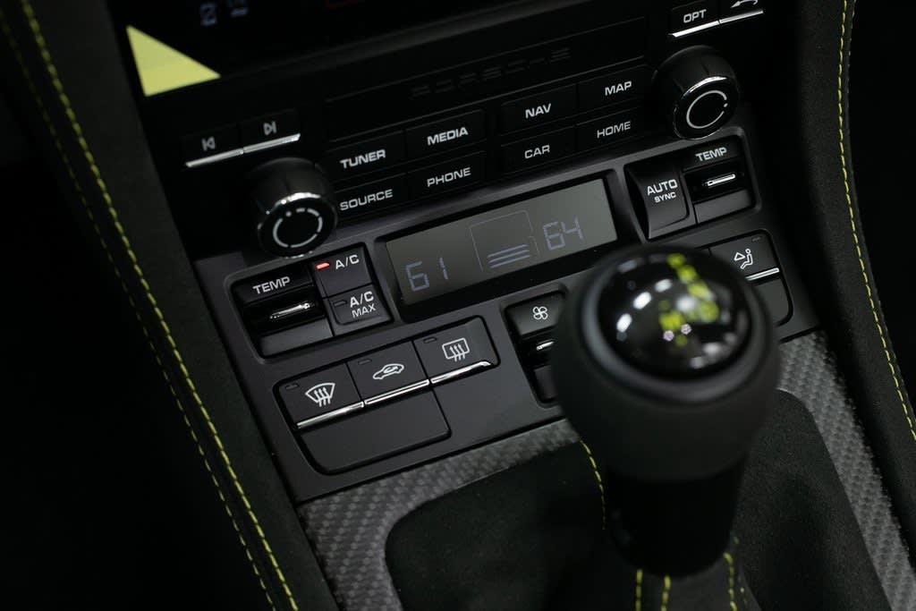 Thumbnail: 2025 Porsche 718 Boxster - 18