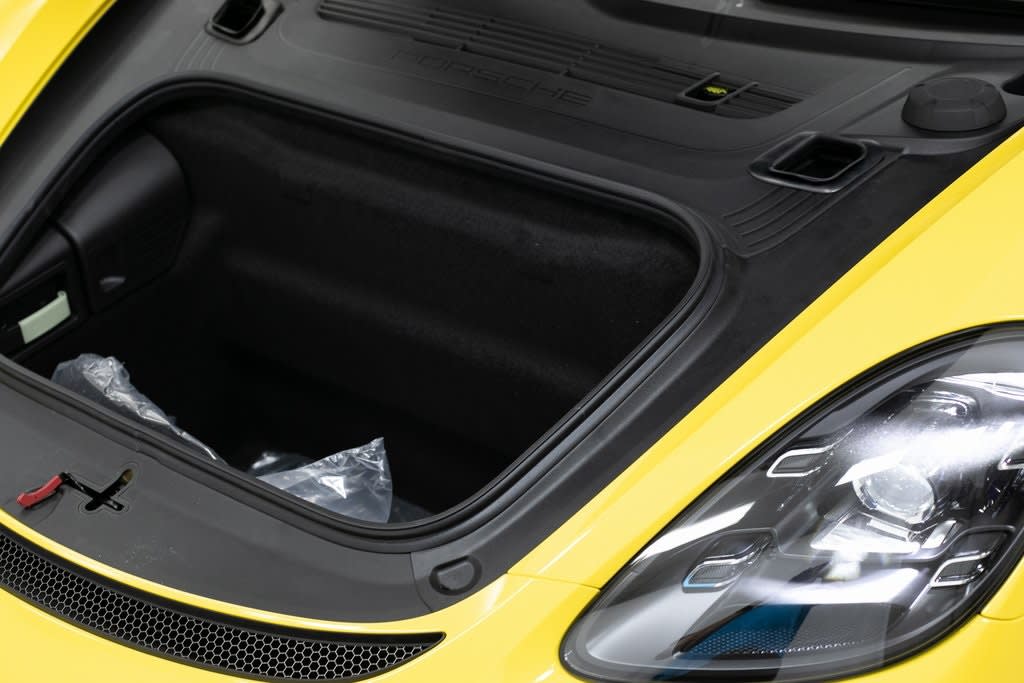 Thumbnail: 2025 Porsche 718 Boxster - 24