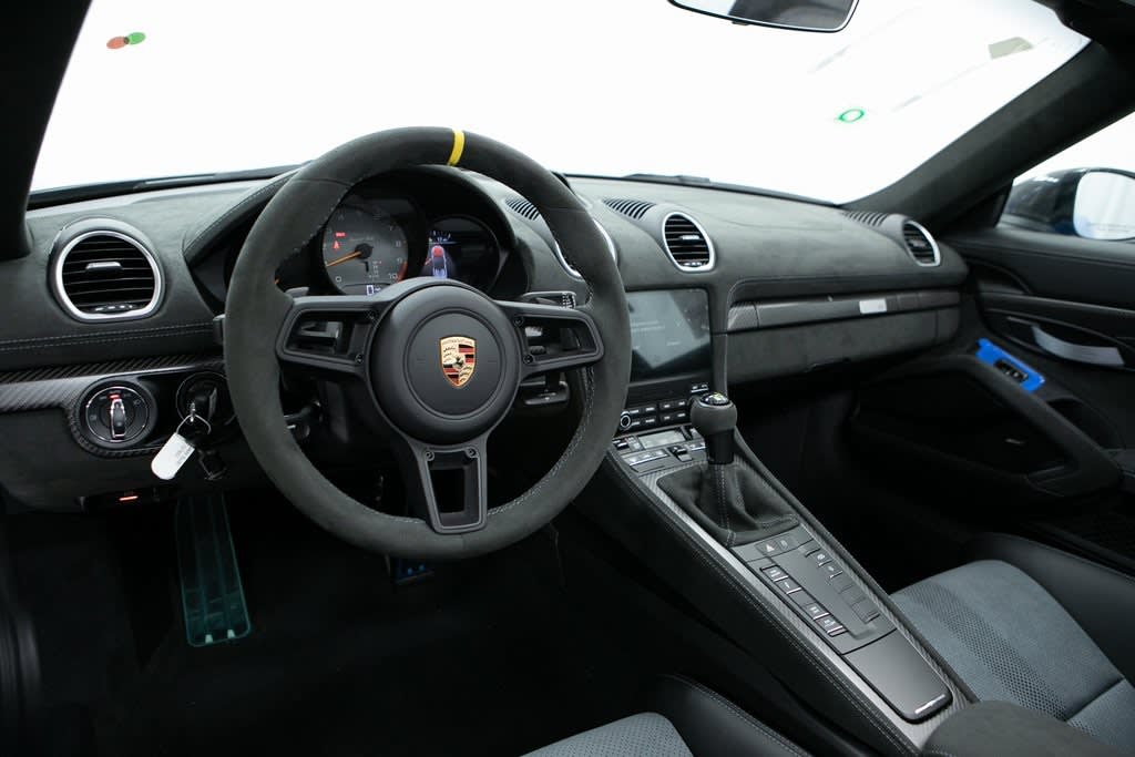 Thumbnail: 2025 Porsche 718 Boxster - 2