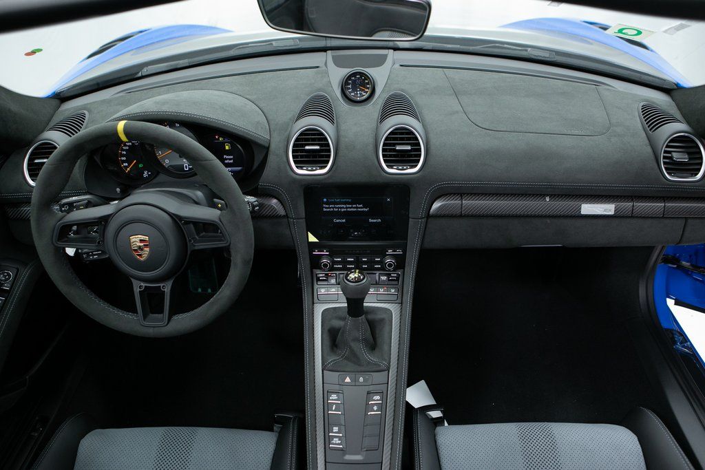 Thumbnail: 2025 Porsche 718 Boxster - 12