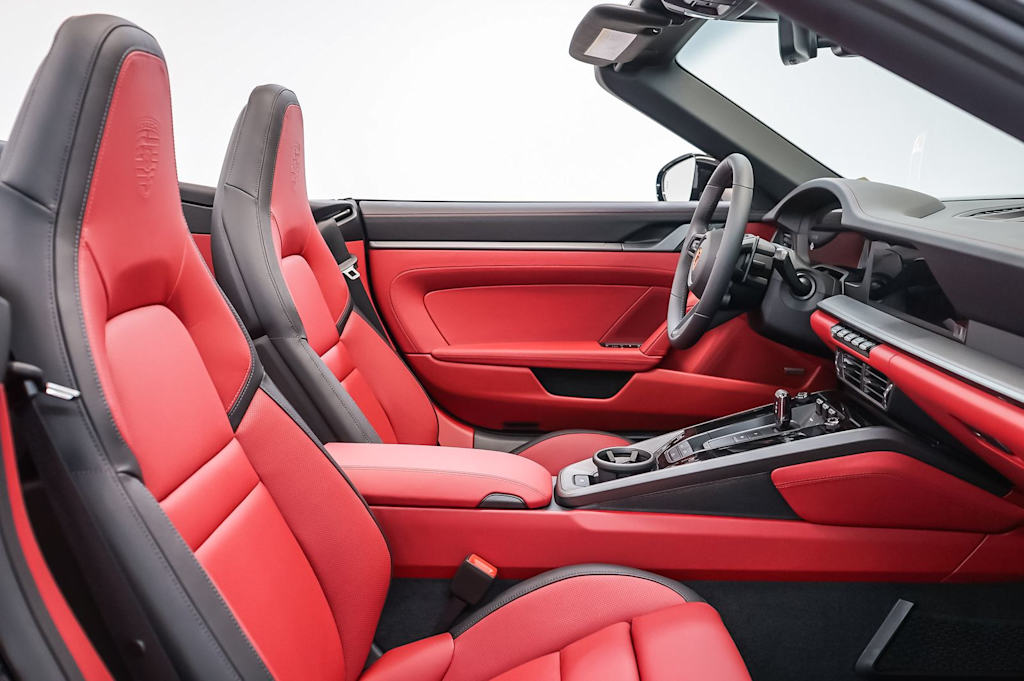 Thumbnail: 2026 Porsche 911 - 10