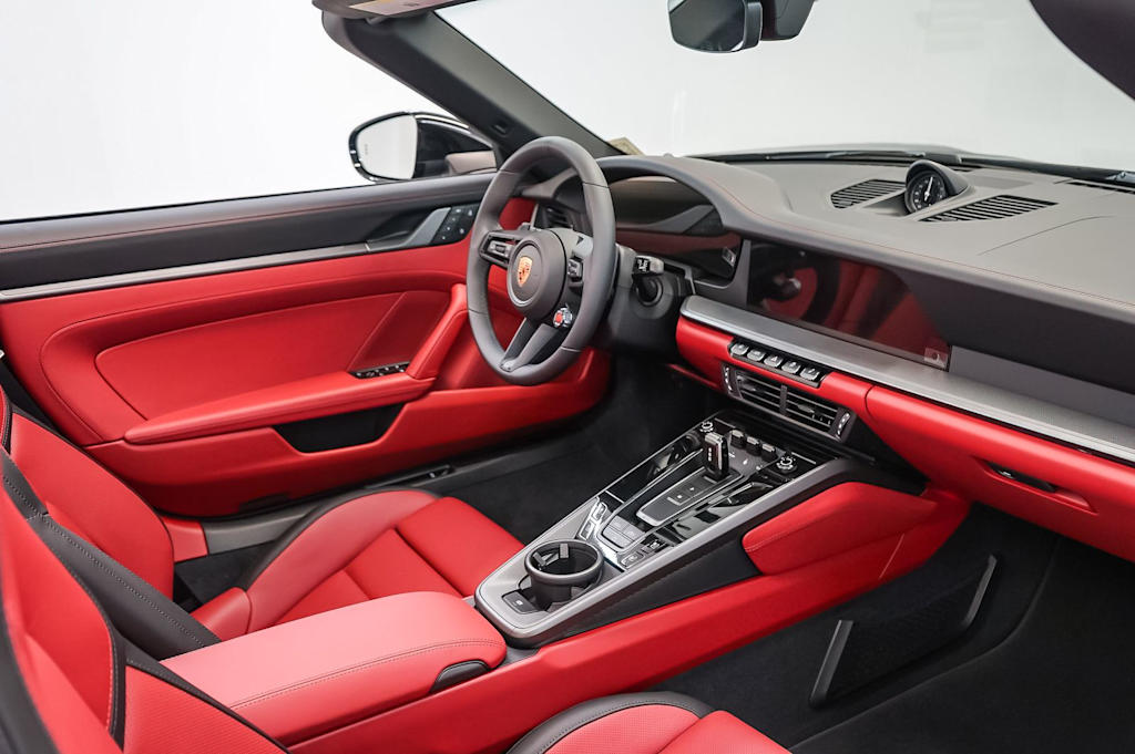 Thumbnail: 2026 Porsche 911 - 11
