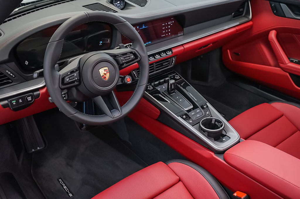 Thumbnail: 2026 Porsche 911 - 8
