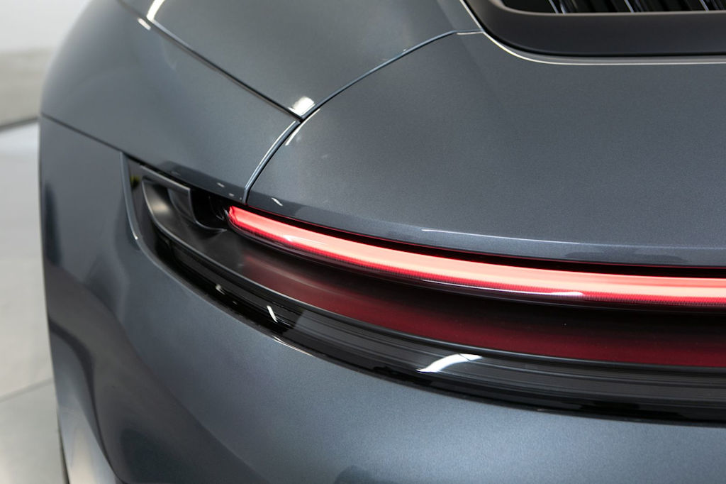 Thumbnail: 2026 Porsche 911 - 33