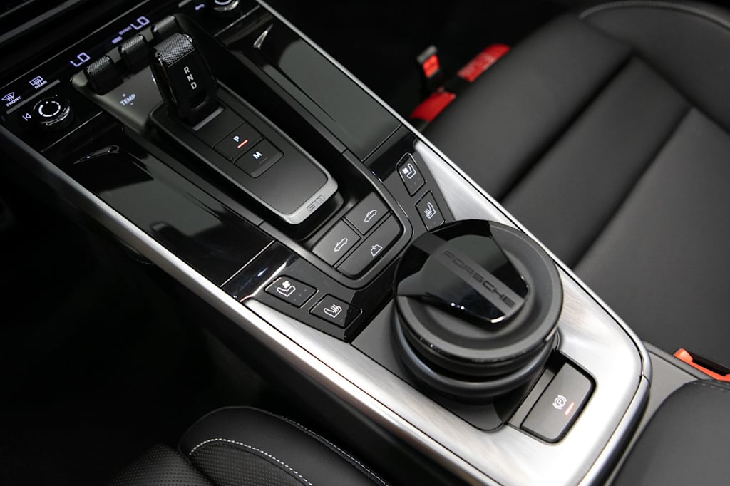 Thumbnail: 2026 Porsche 911 - 28
