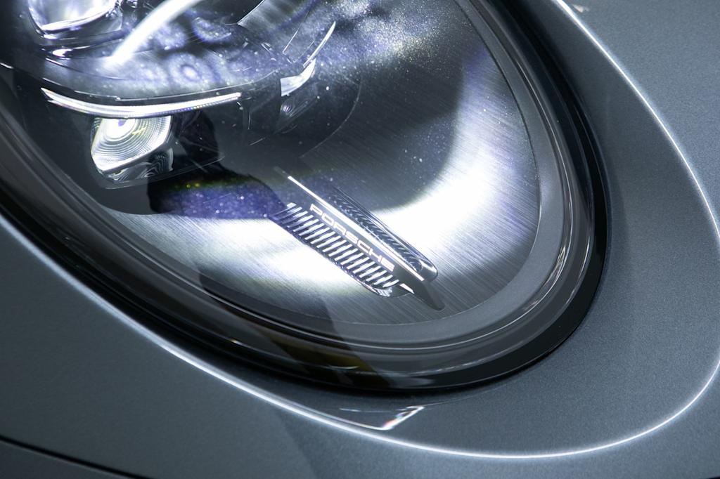 Thumbnail: 2026 Porsche 911 - 20