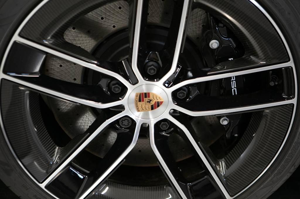 Thumbnail: 2026 Porsche 911 - 5