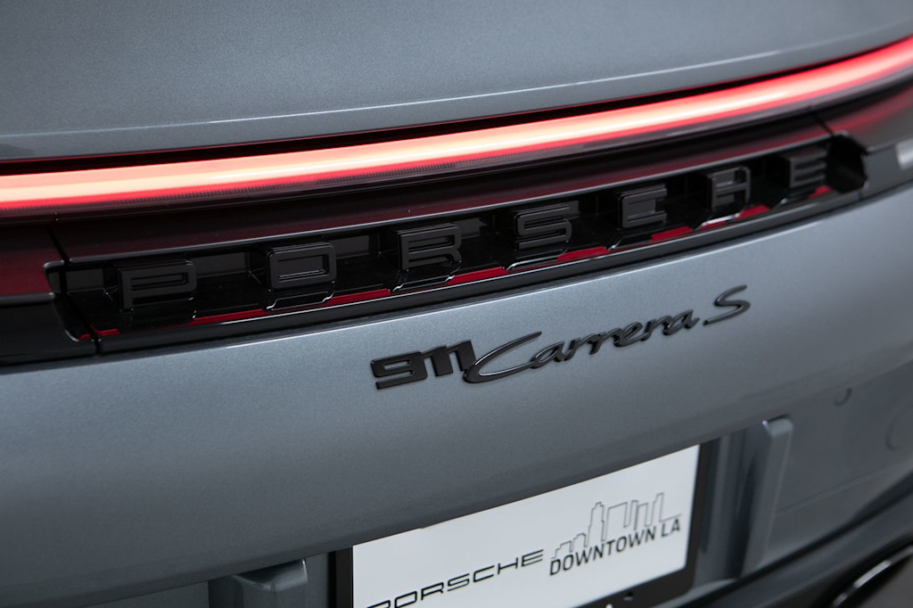 Thumbnail: 2026 Porsche 911 - 34