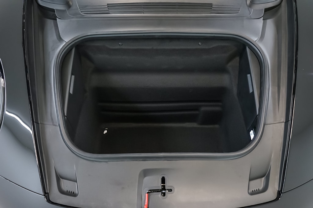 Thumbnail: 2026 Porsche 911 - 31