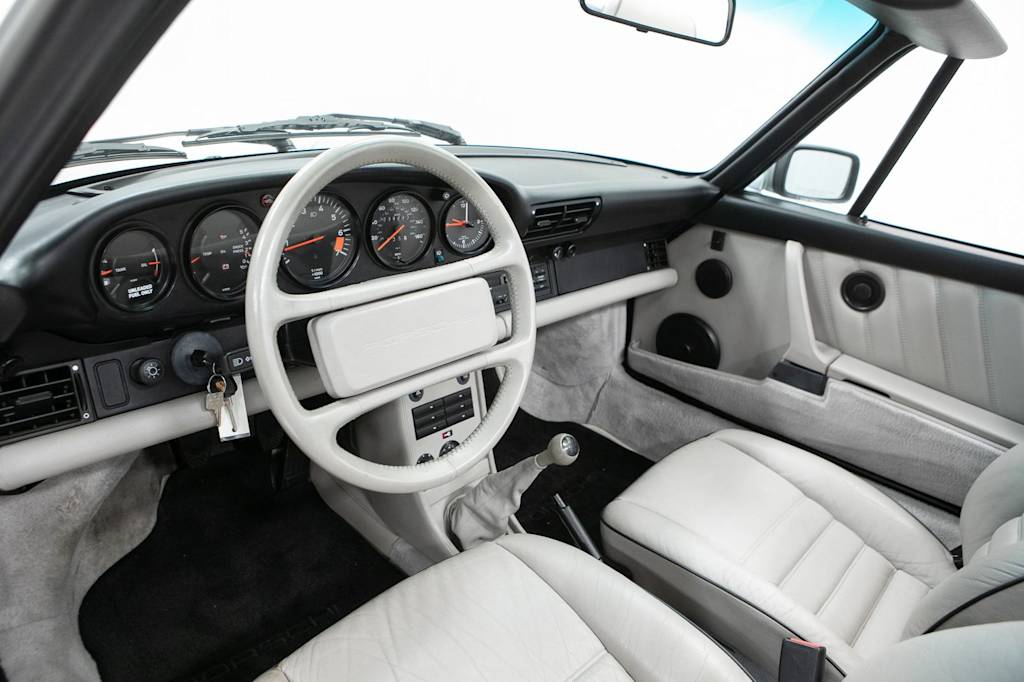 Thumbnail: 1989 Porsche 911 - 2