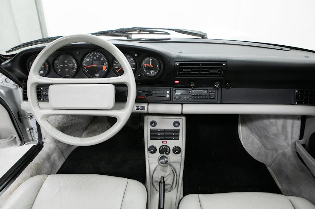 Thumbnail: 1989 Porsche 911 - 7