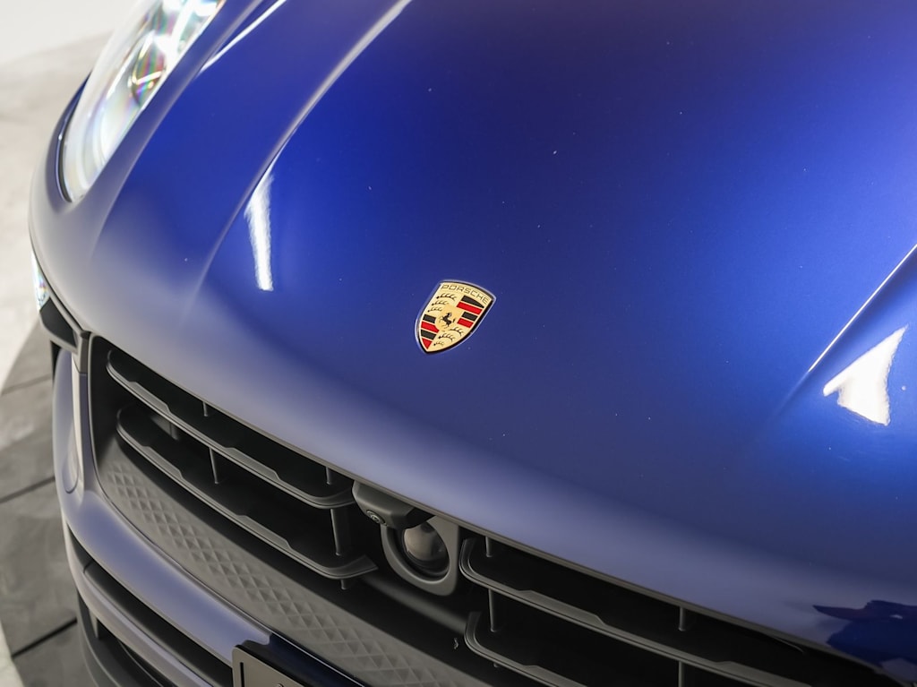 Thumbnail: 2024 Porsche Macan - 6