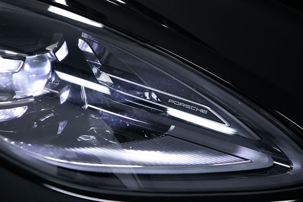 Thumbnail: 2024 Porsche Macan - 5