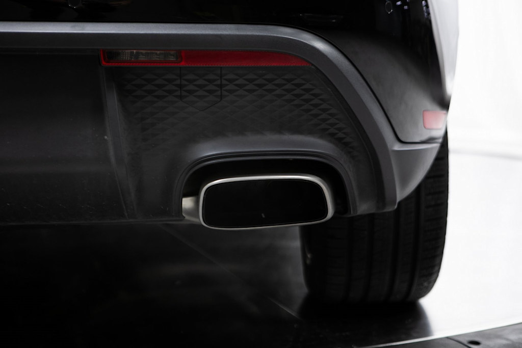 Thumbnail: 2024 Porsche Macan - 35