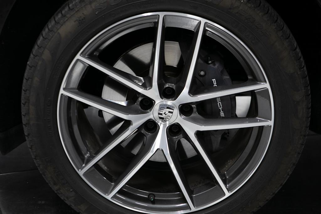 Thumbnail: 2024 Porsche Macan - 6