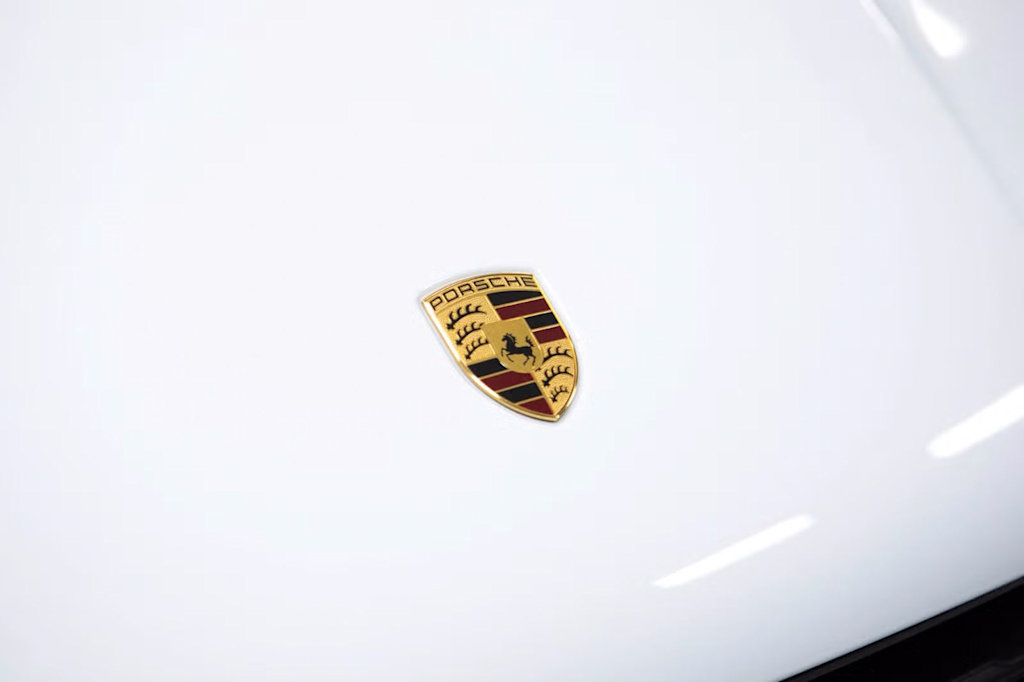 Thumbnail: 2026 Porsche Macan - 20