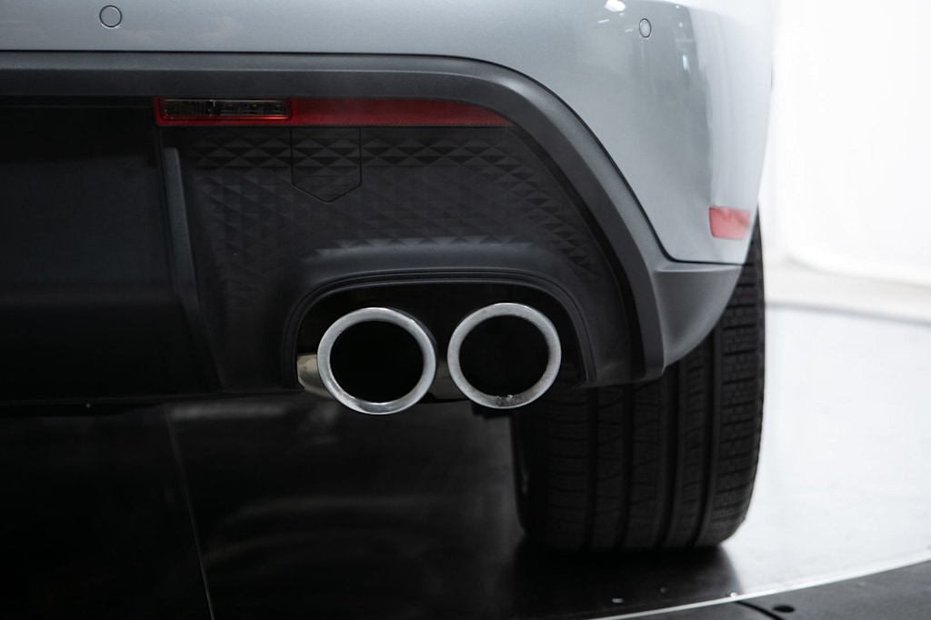 Thumbnail: 2026 Porsche Macan - 24