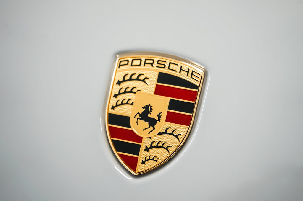Thumbnail: 2026 Porsche Macan - 27
