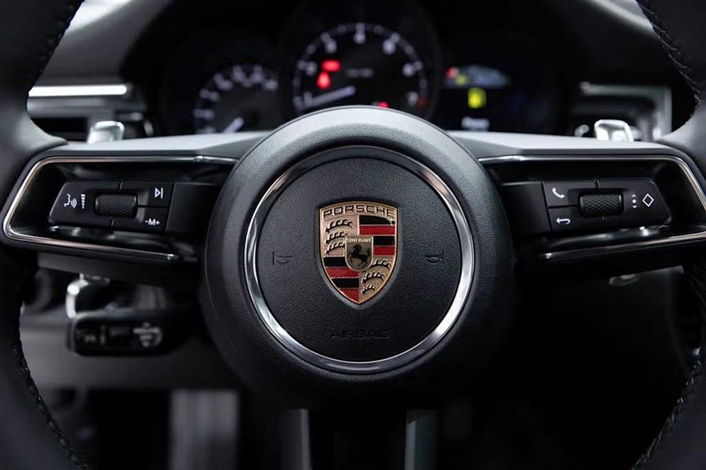 Thumbnail: 2025 Porsche Macan - 19