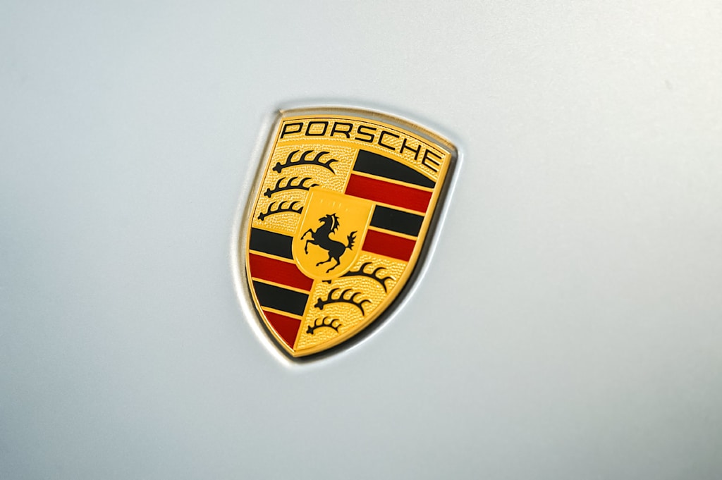 Thumbnail: 2026 Porsche Macan - 26