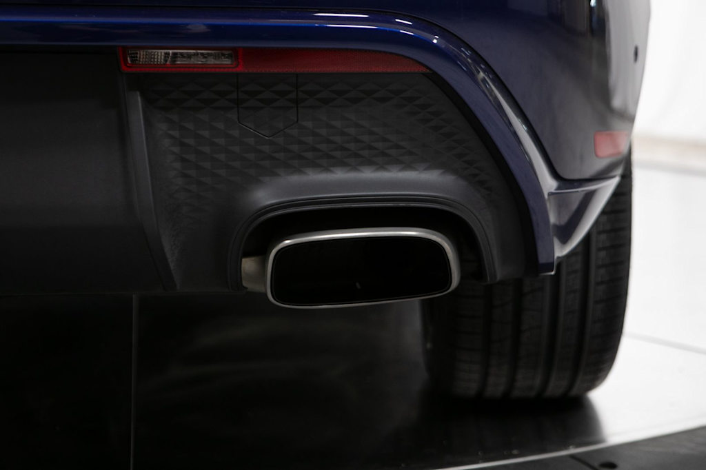 Thumbnail: 2023 Porsche Macan - 24