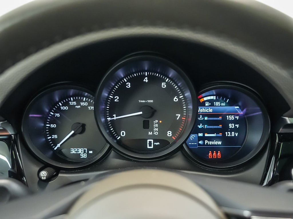 Thumbnail: 2023 Porsche Macan - 17