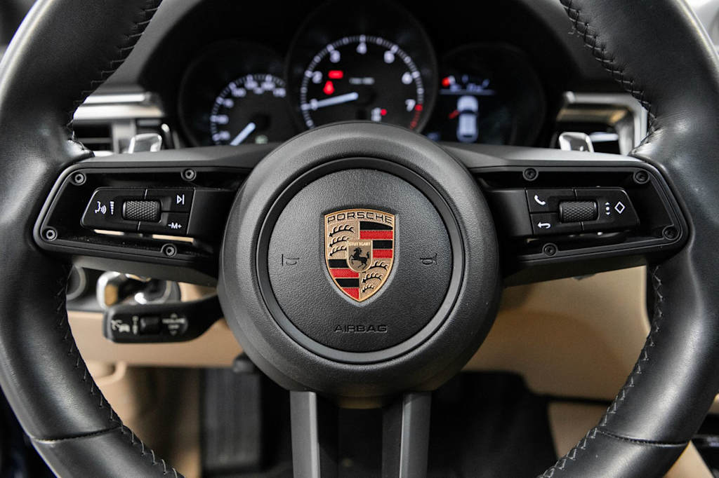 Thumbnail: 2024 Porsche Macan - 20