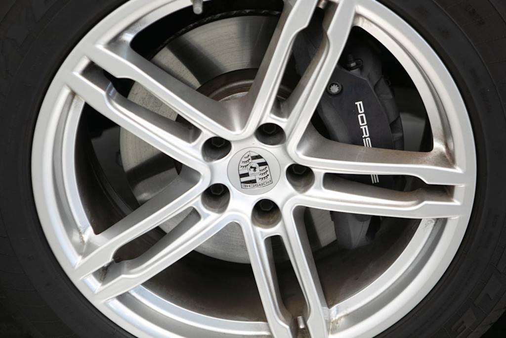 Thumbnail: 2025 Porsche Macan - 5