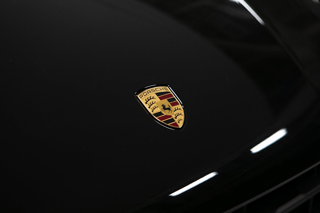 Thumbnail: 2026 Porsche Macan - 34