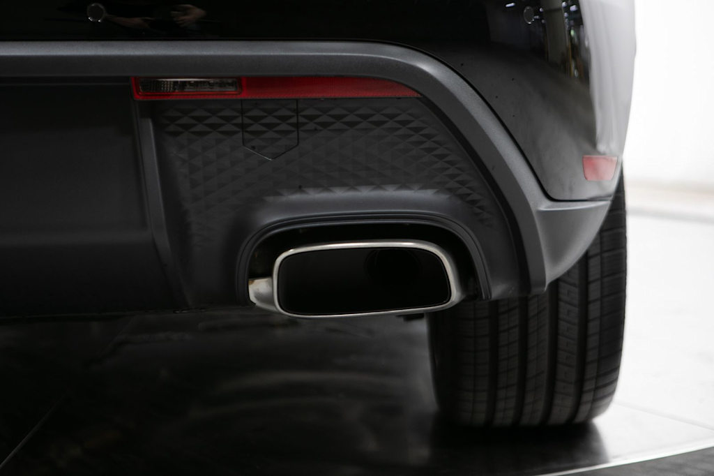 Thumbnail: 2026 Porsche Macan - 25