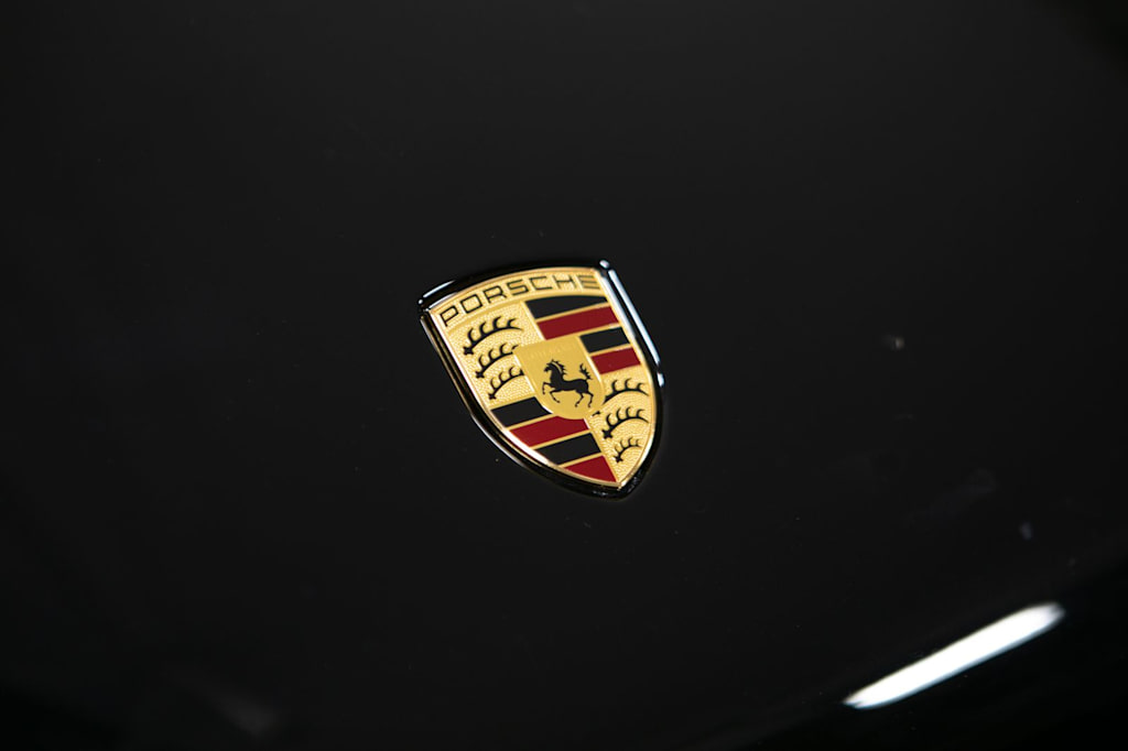 Thumbnail: 2026 Porsche Macan - 22