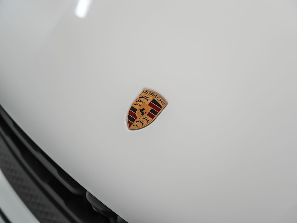 Thumbnail: 2026 Porsche Macan - 7