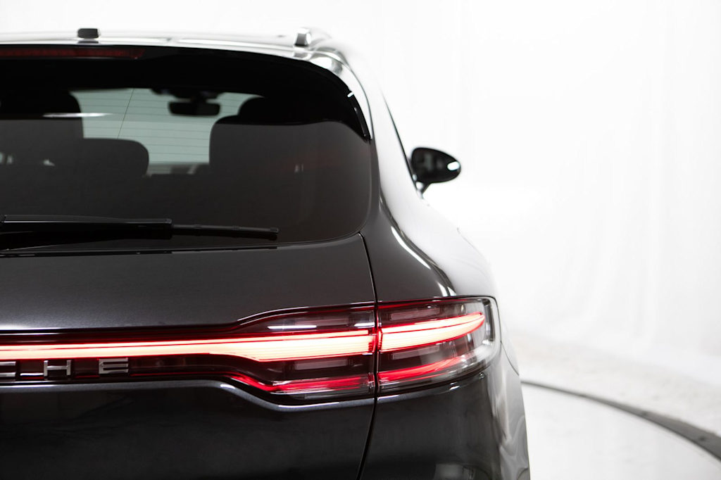 Thumbnail: 2024 Porsche Macan - 26