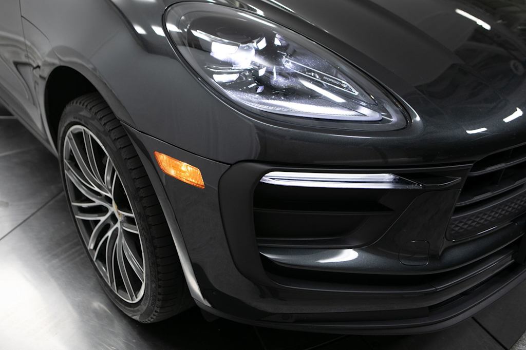 Thumbnail: 2024 Porsche Macan - 5