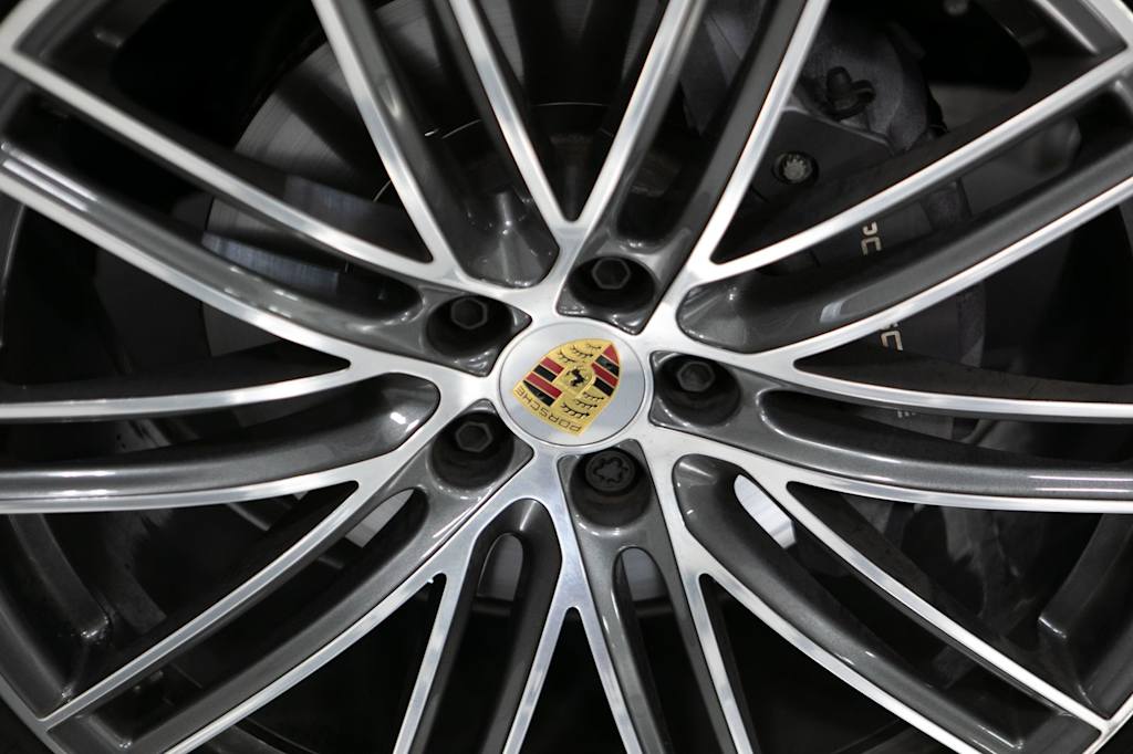 Thumbnail: 2024 Porsche Macan - 6