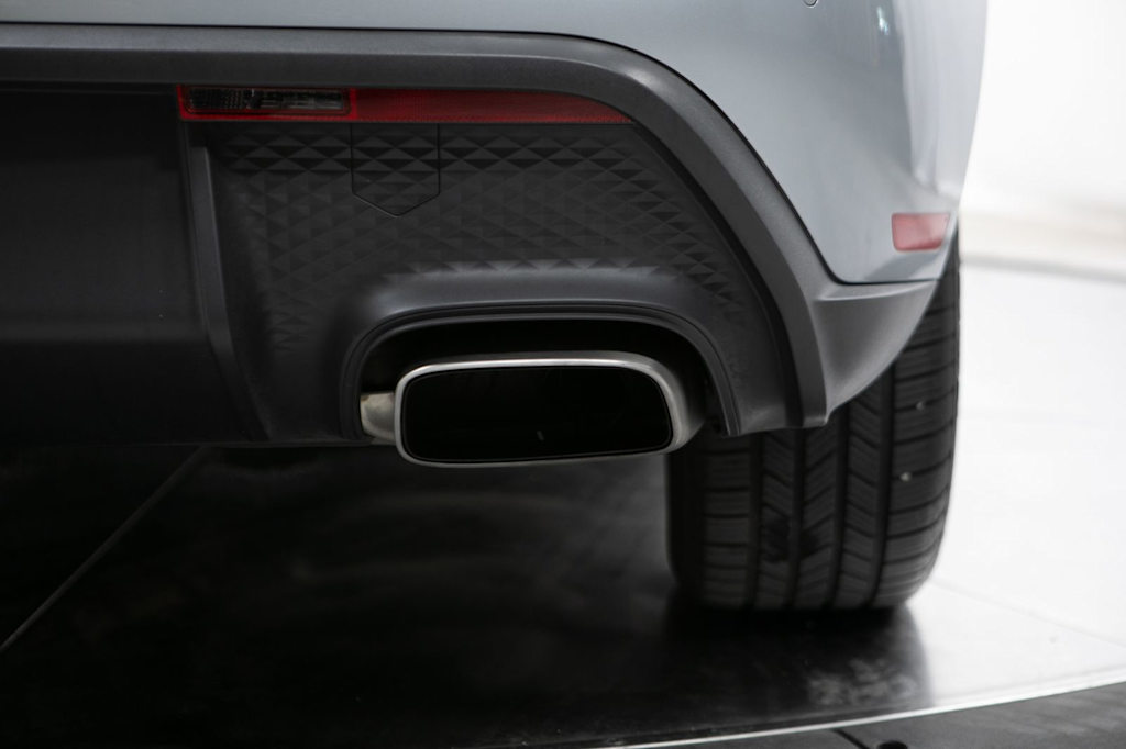 Thumbnail: 2024 Porsche Macan - 25
