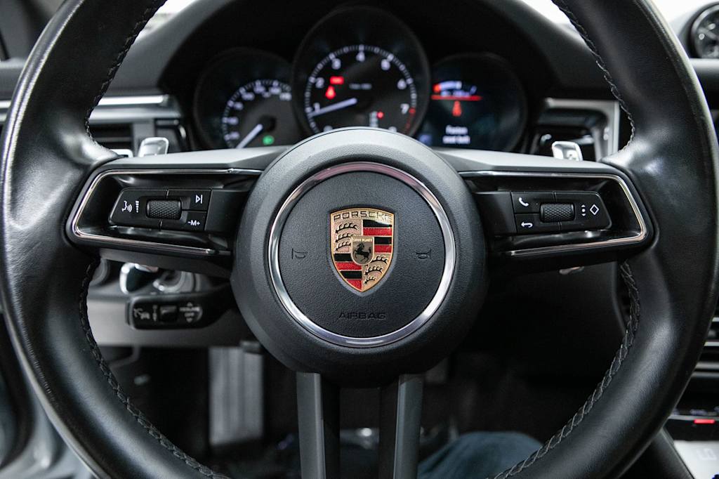 Thumbnail: 2024 Porsche Macan - 20
